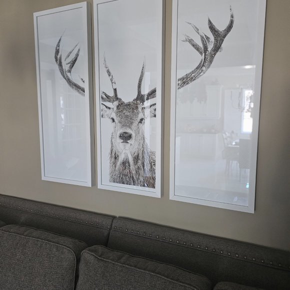 Gorgeous wall art of deer - Picture 2 of 4